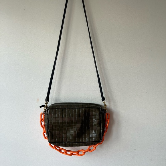 CLARE V Marisol Woven Patent Leather Crossbody Bag - Picture 3 of 9